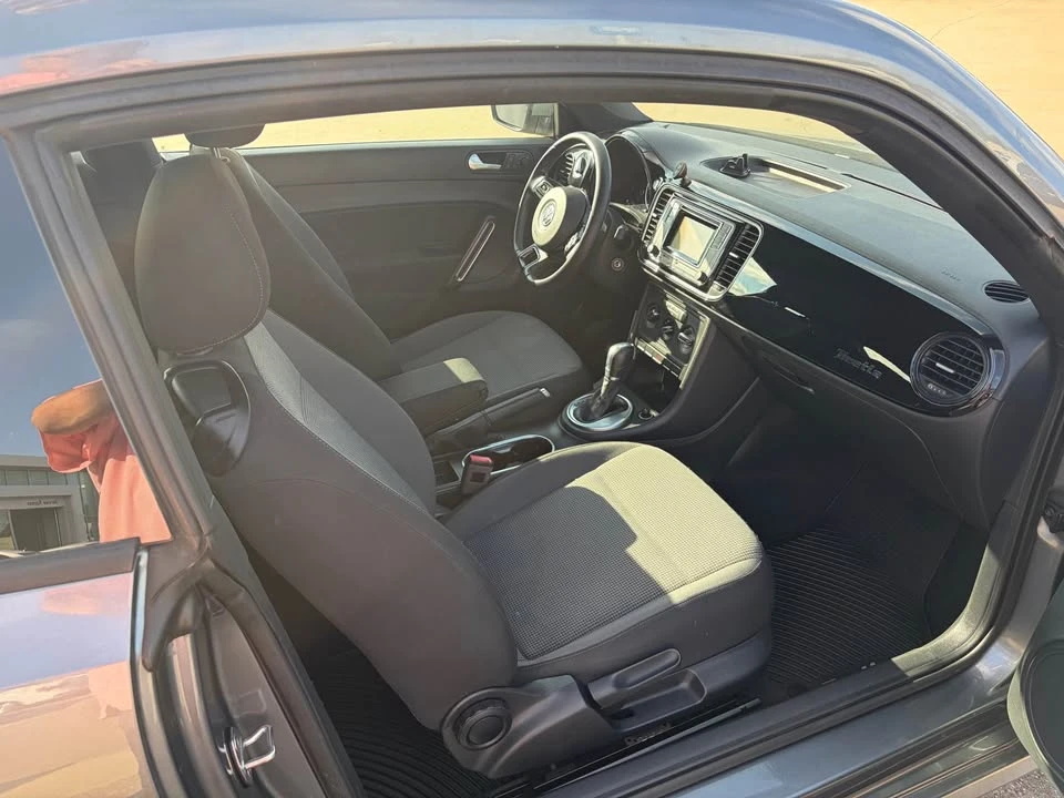 2019 Volkswagen A5 Beetle - Image 2 of 4