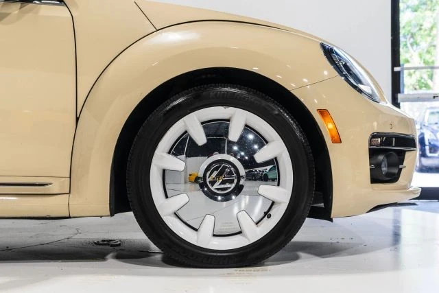 2019 Volkswagen A5 Beetle - Image 19 of 21