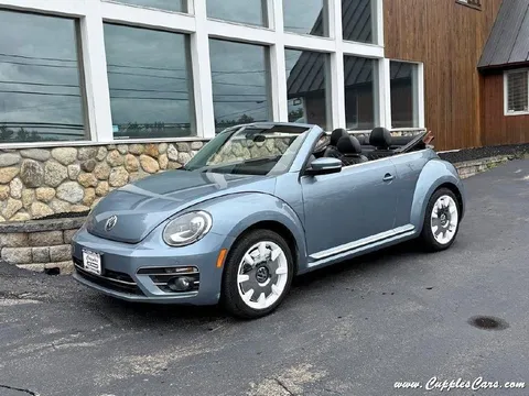 2019 Volkswagen Beetle 2.0T Final Edition SEL Convertible 2D
