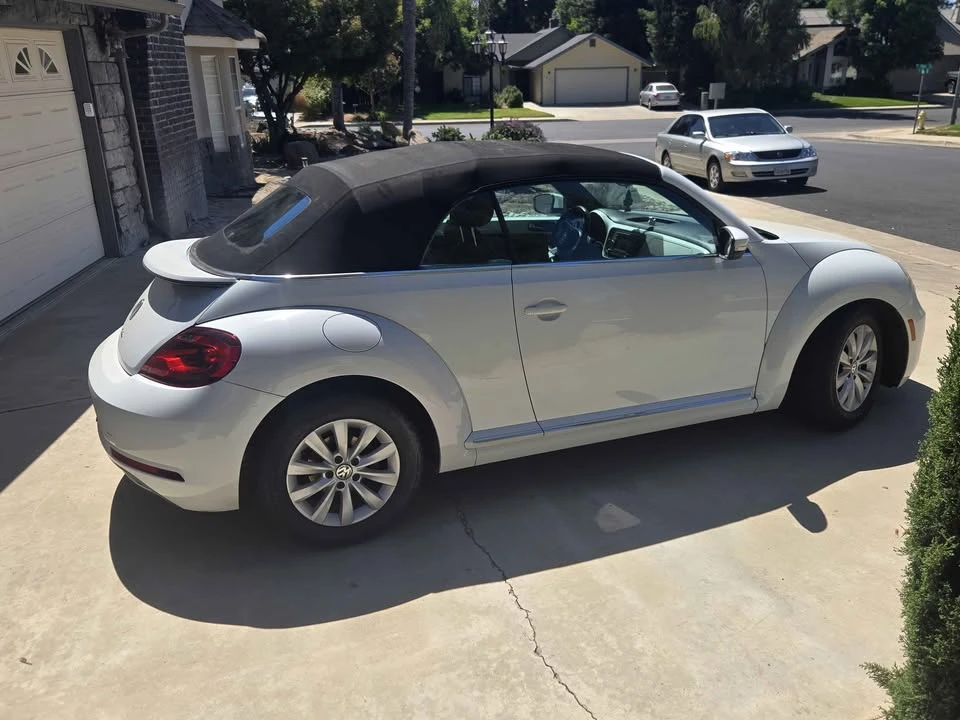 2019 Volkswagen A5 Beetle - Image 5 of 10