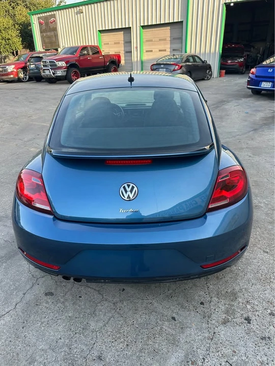 2019 Volkswagen A5 Beetle - Image 5 of 16