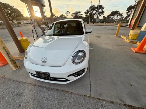 2019 Volkswagen Beetle 2.0T R-Line SEL Hatchback
