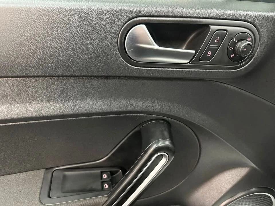 2019 Volkswagen A5 Beetle - Image 3 of 20