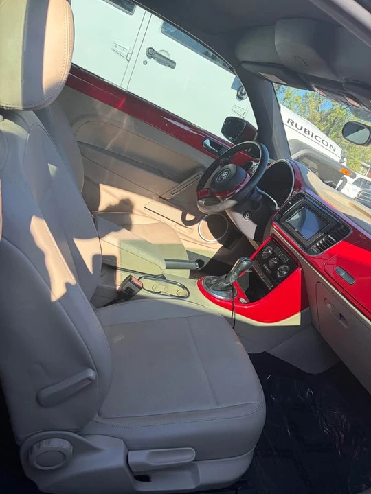 2019 Volkswagen A5 Beetle - Image 3 of 5