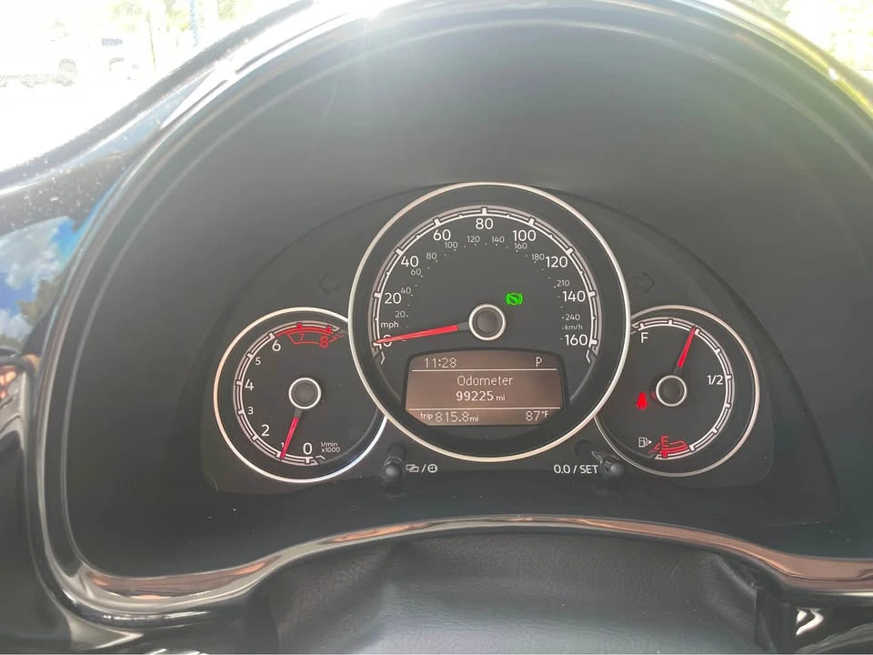 2019 Volkswagen A5 Beetle - Image 9 of 11