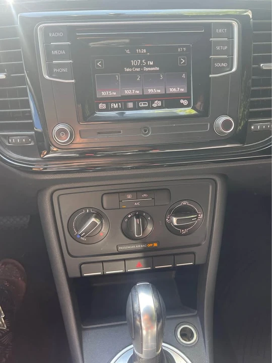 2019 Volkswagen A5 Beetle - Image 8 of 11