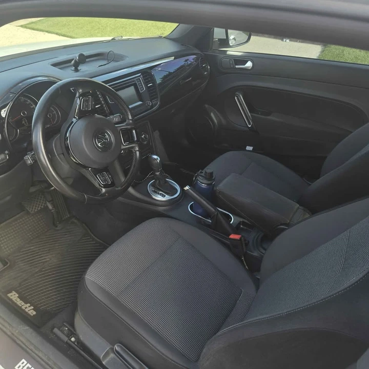 2019 Volkswagen A5 Beetle - Image 9 of 10