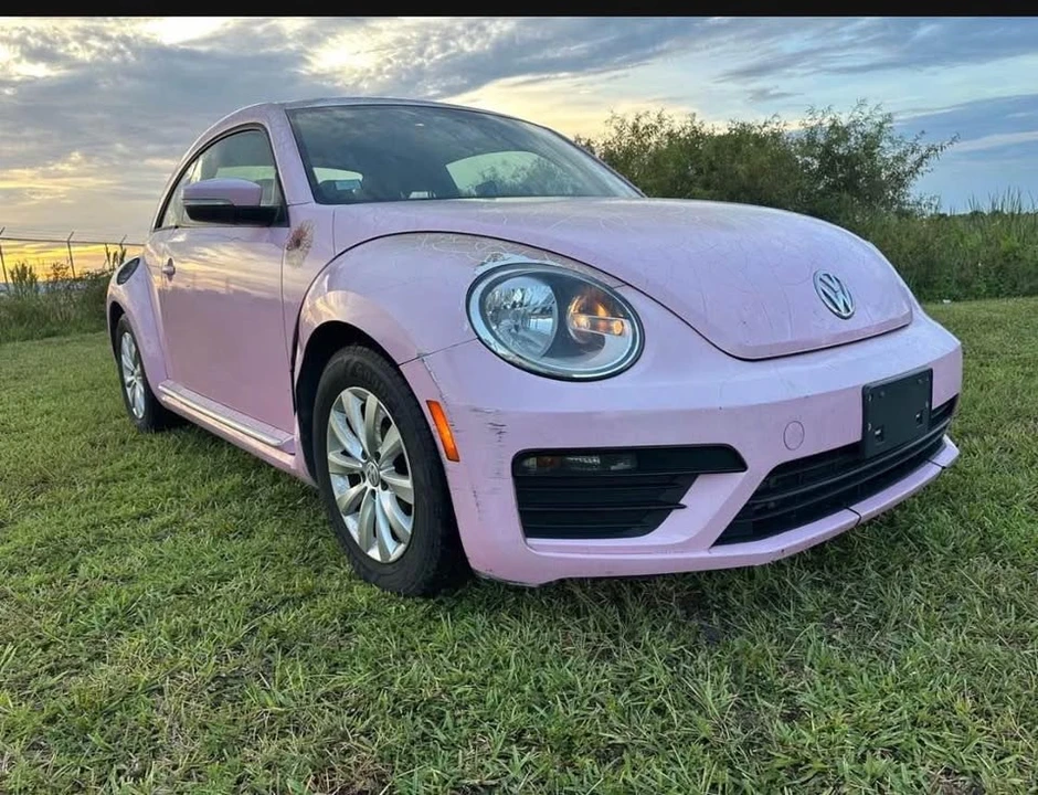 2019 Volkswagen A5 Beetle - Image 2 of 11