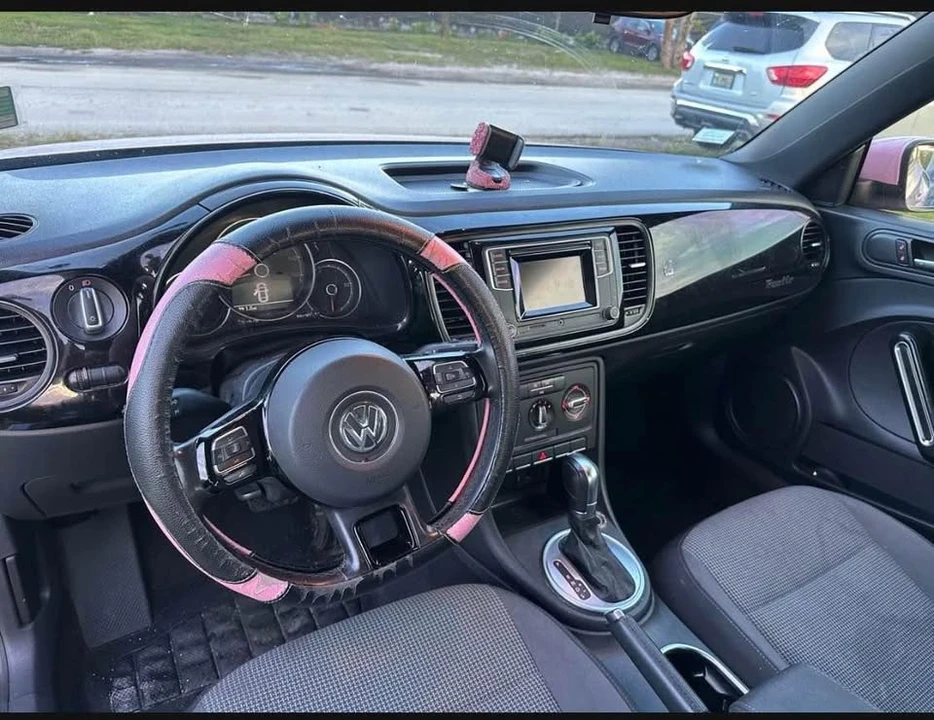 2019 Volkswagen A5 Beetle - Image 7 of 11