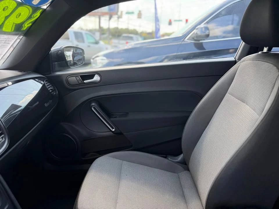 2019 Volkswagen A5 Beetle - Image 5 of 10