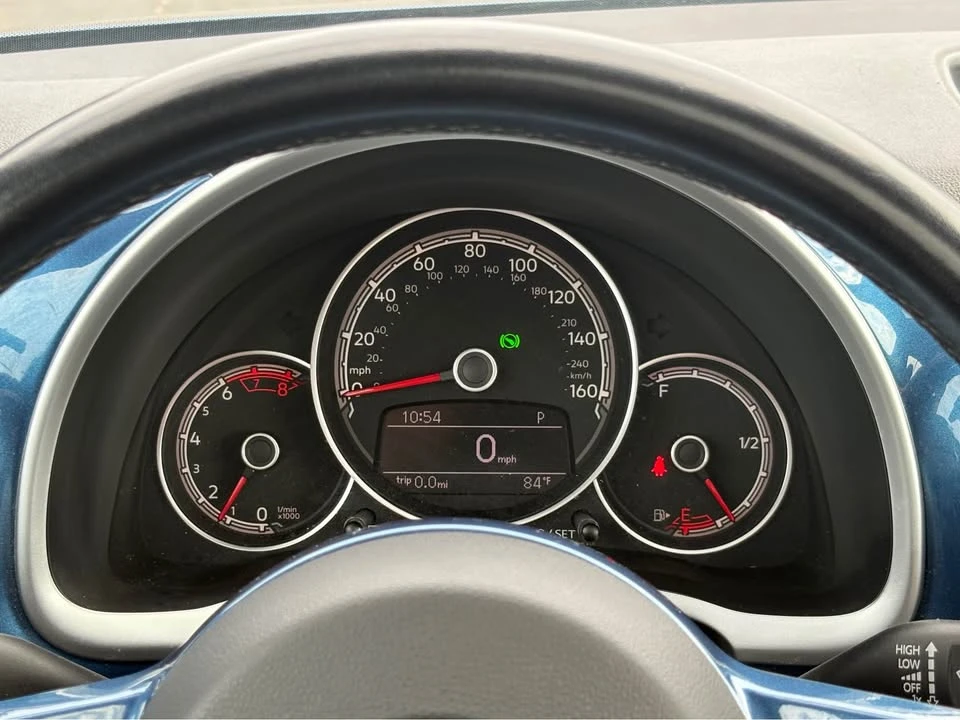 2019 Volkswagen A5 Beetle - Image 8 of 11