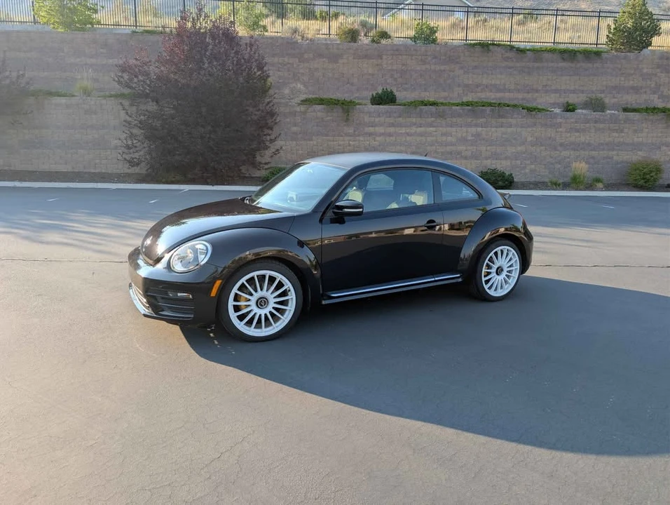 2019 Volkswagen A5 Beetle - Image 2 of 4