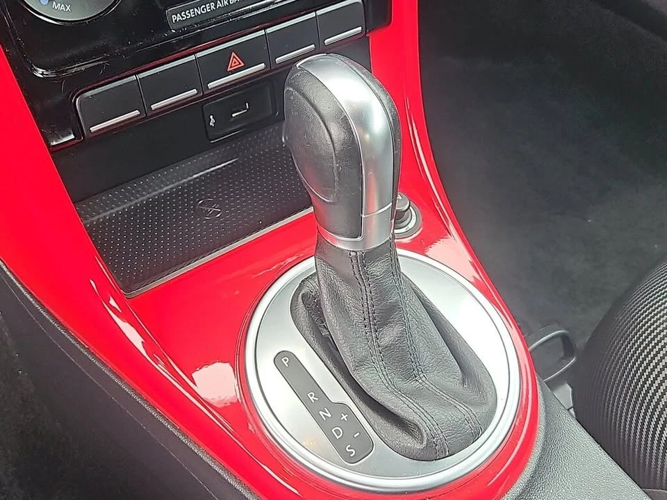 2019 Volkswagen A5 Beetle - Image 11 of 14