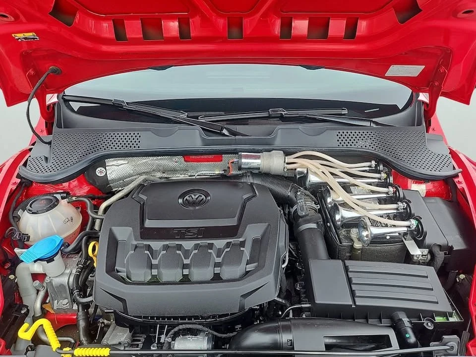2019 Volkswagen A5 Beetle - Image 2 of 14