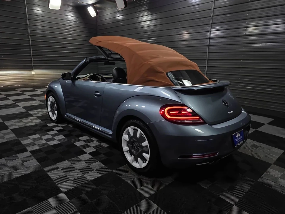 2019 Volkswagen A5 Beetle - Image 10 of 21