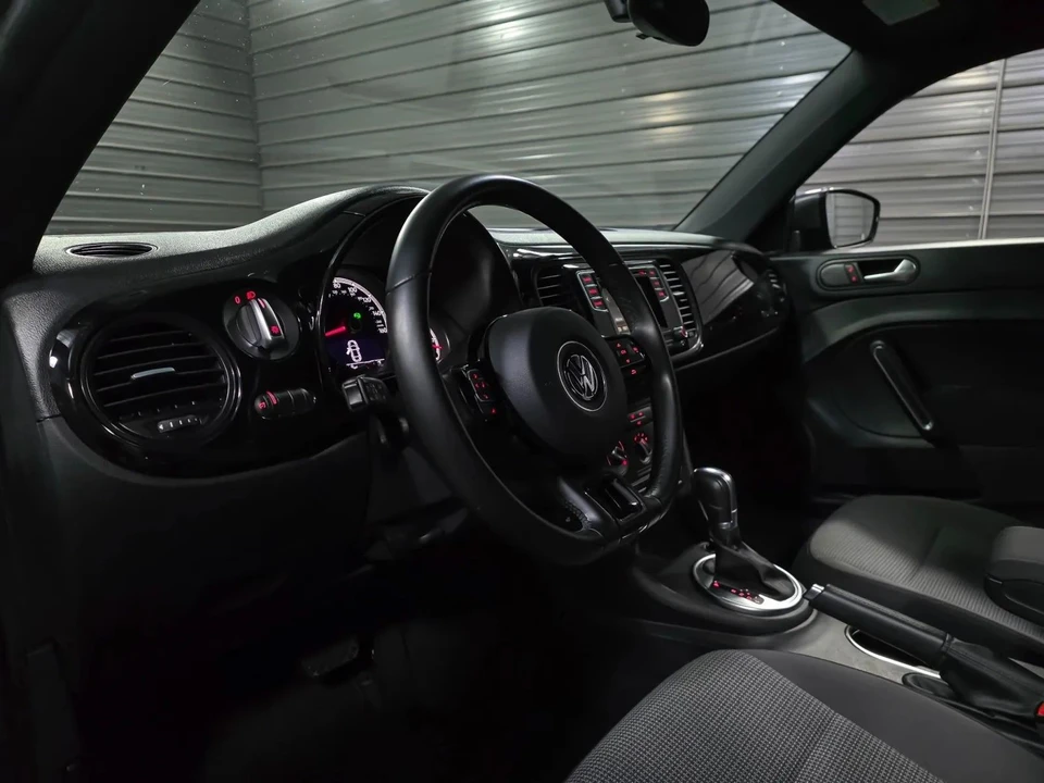 2019 Volkswagen A5 Beetle - Image 10 of 12