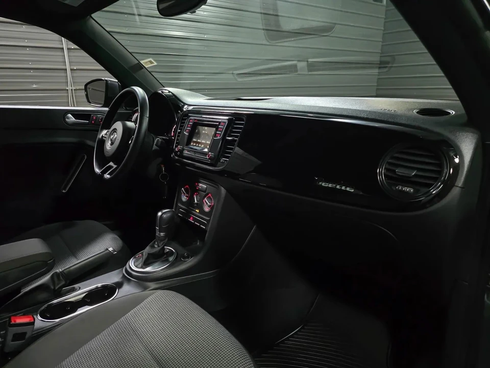 2019 Volkswagen A5 Beetle - Image 11 of 12