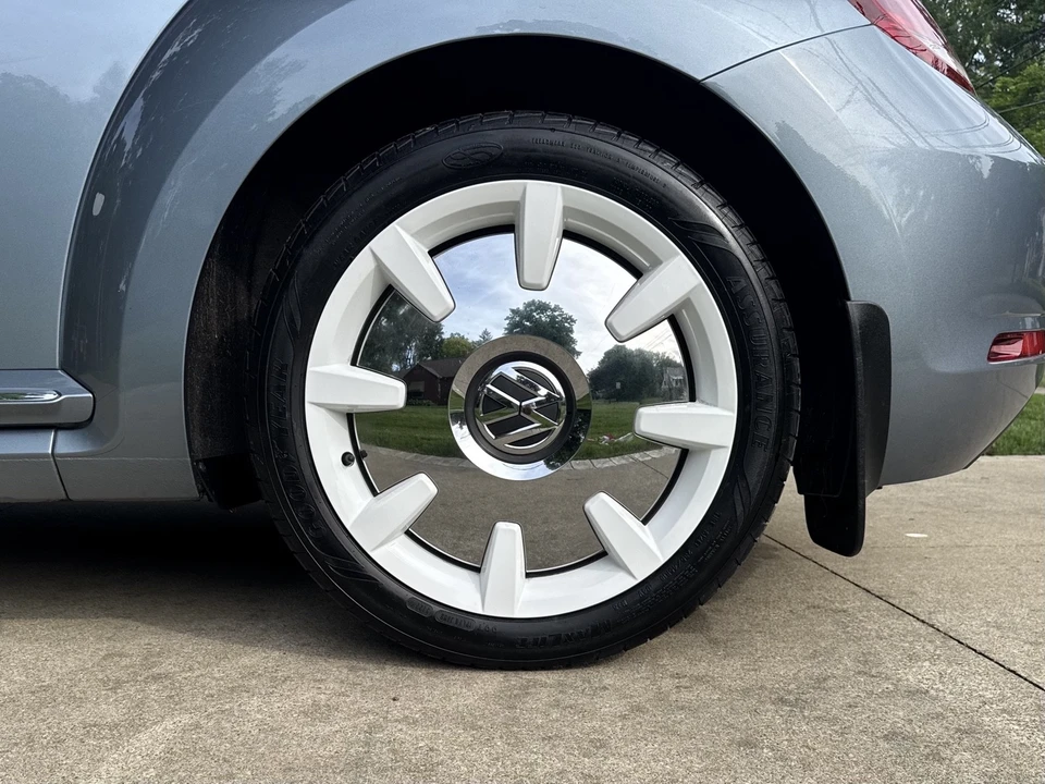 2019 Volkswagen A5 Beetle - Image 10 of 31