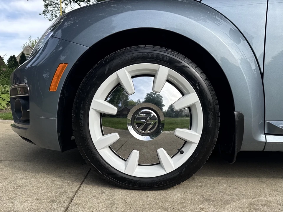 2019 Volkswagen A5 Beetle - Image 9 of 31