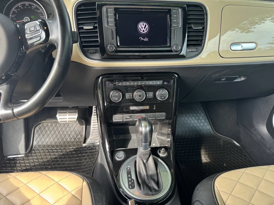 2019 Volkswagen A5 Beetle - Image 27 of 31