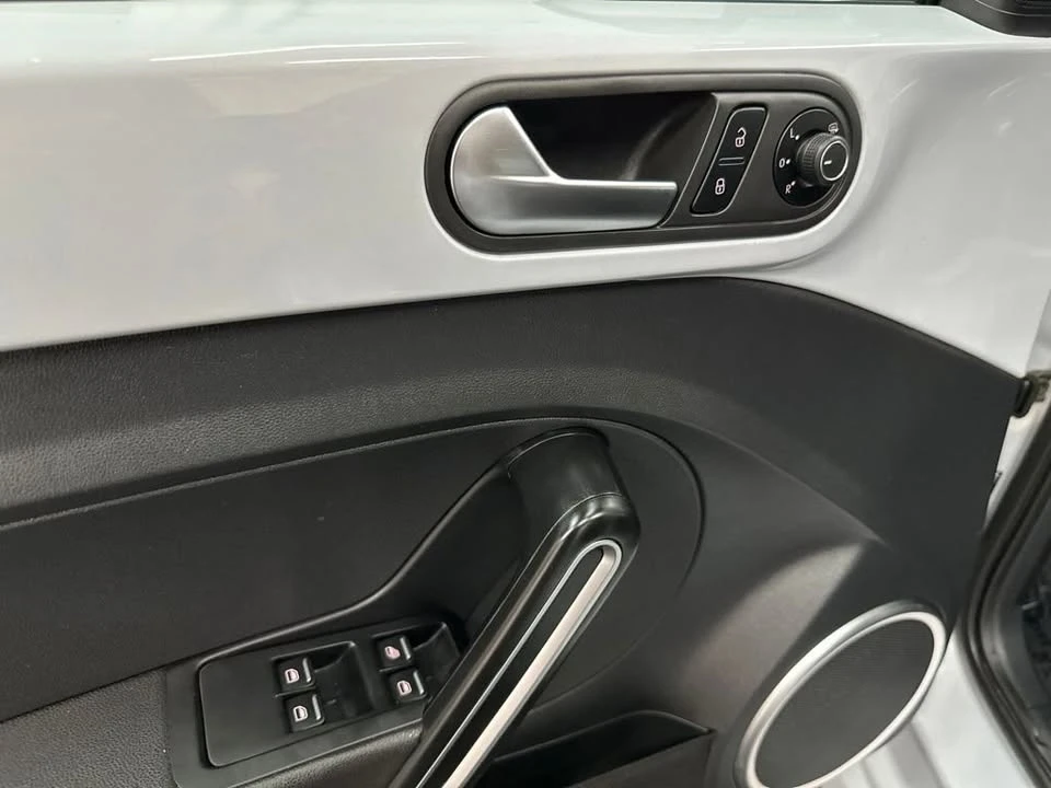 2019 Volkswagen A5 Beetle - Image 18 of 20