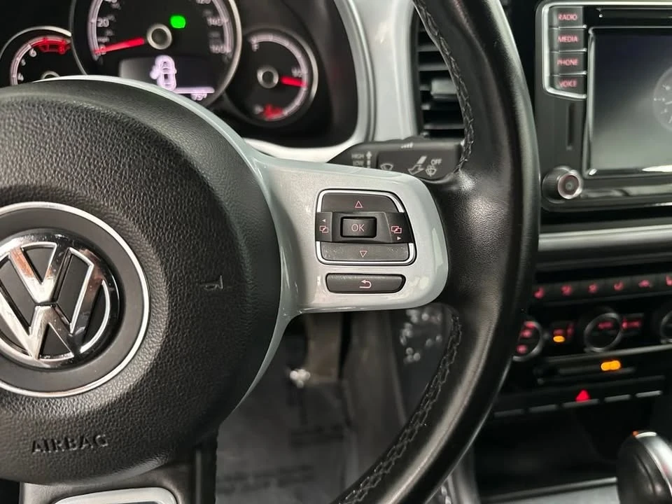2019 Volkswagen A5 Beetle - Image 9 of 20