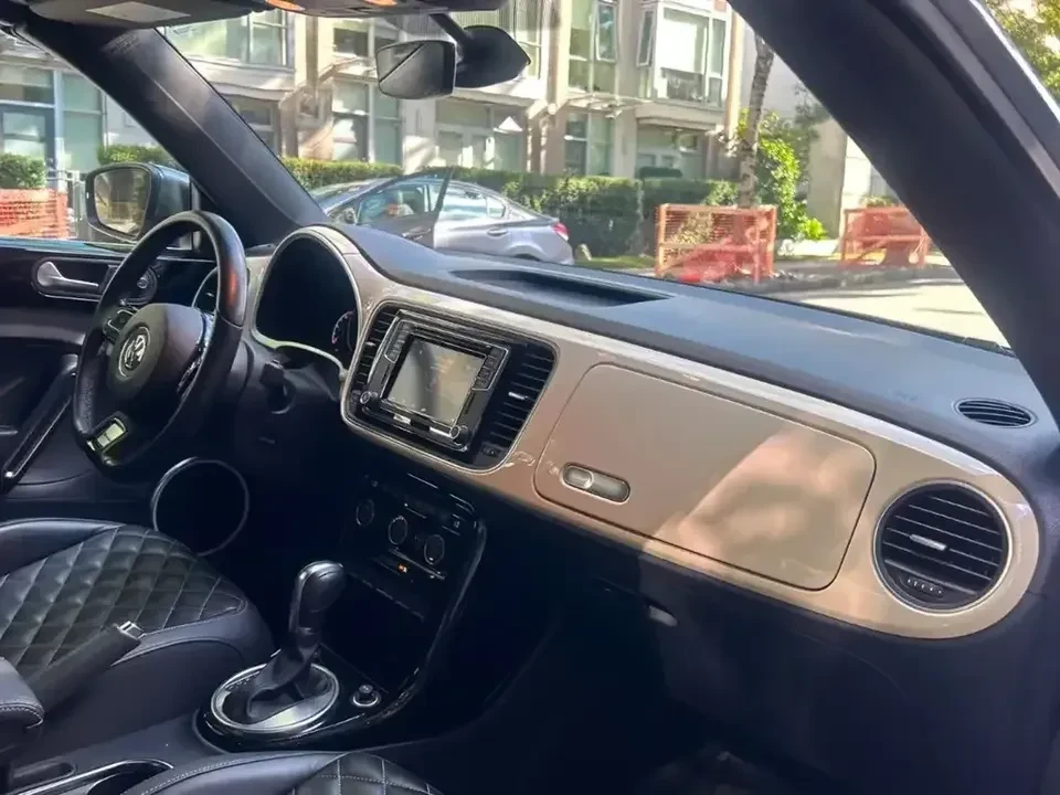2019 Volkswagen A5 Beetle - Image 9 of 20