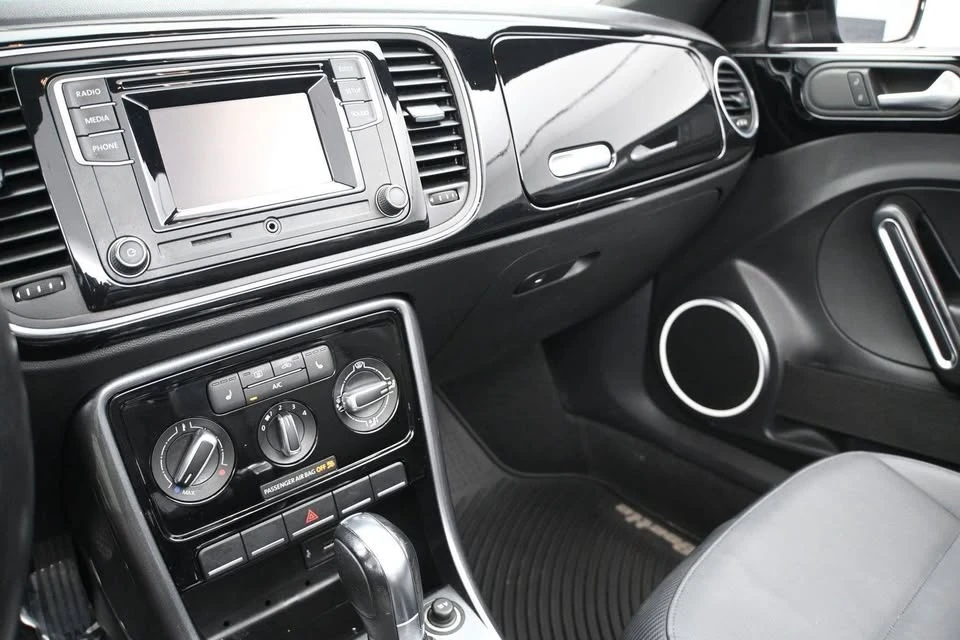 2019 Volkswagen A5 Beetle - Image 4 of 19