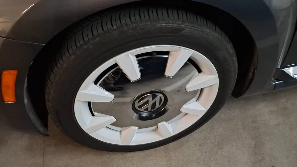 2019 Volkswagen A5 Beetle - Image 4 of 7
