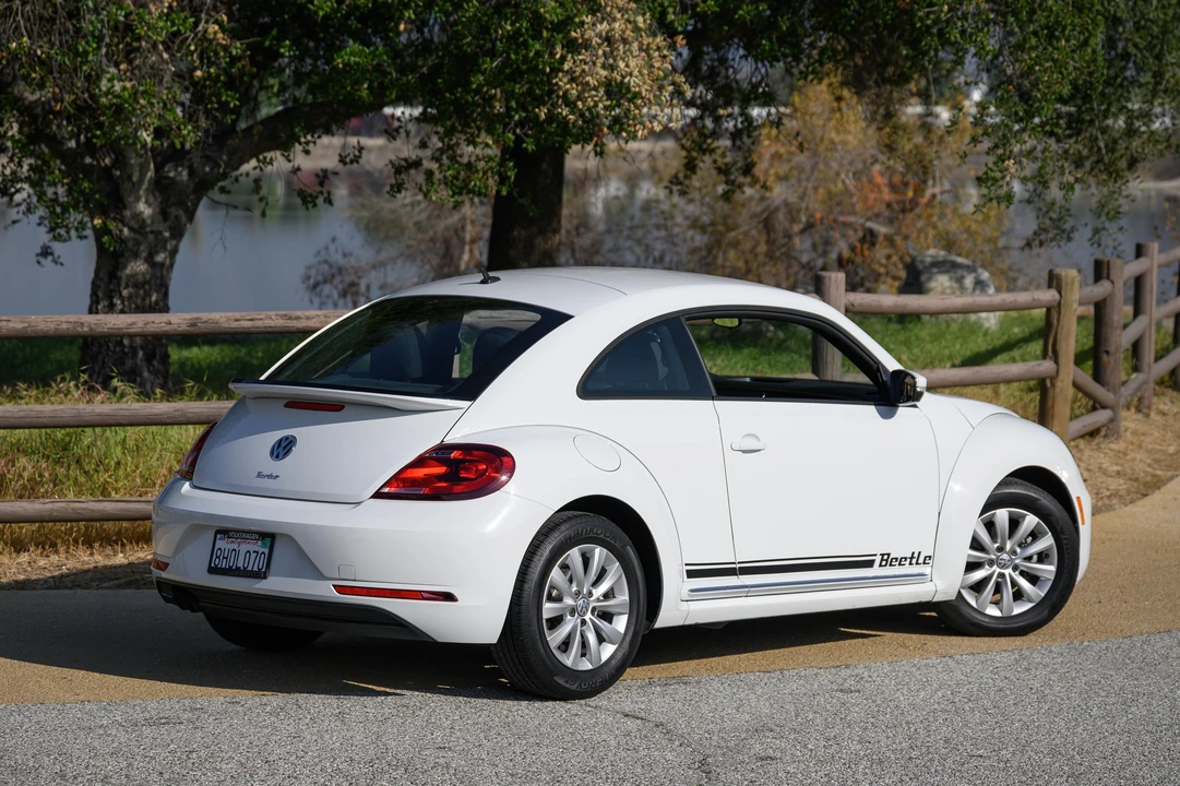 2019 Volkswagen A5 Beetle - Image 5 of 31