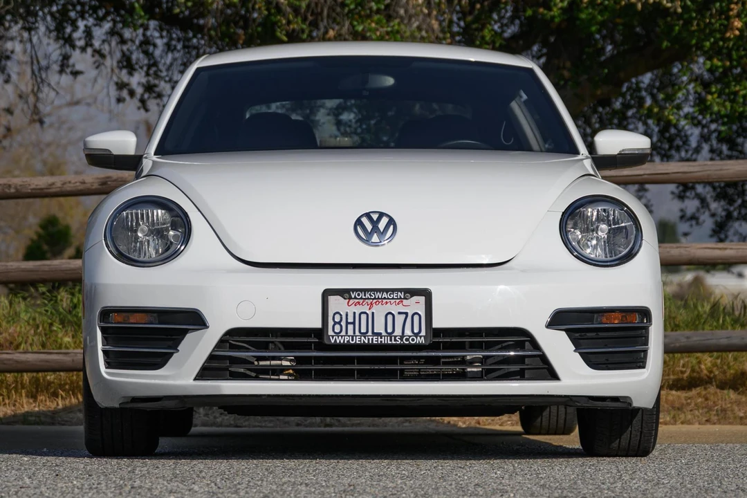 2019 Volkswagen A5 Beetle - Image 2 of 31