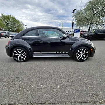 2019 Volkswagen Beetle Dune Edition