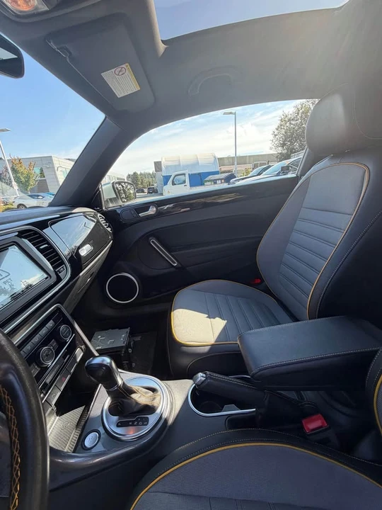2019 Volkswagen A5 Beetle - Image 7 of 10