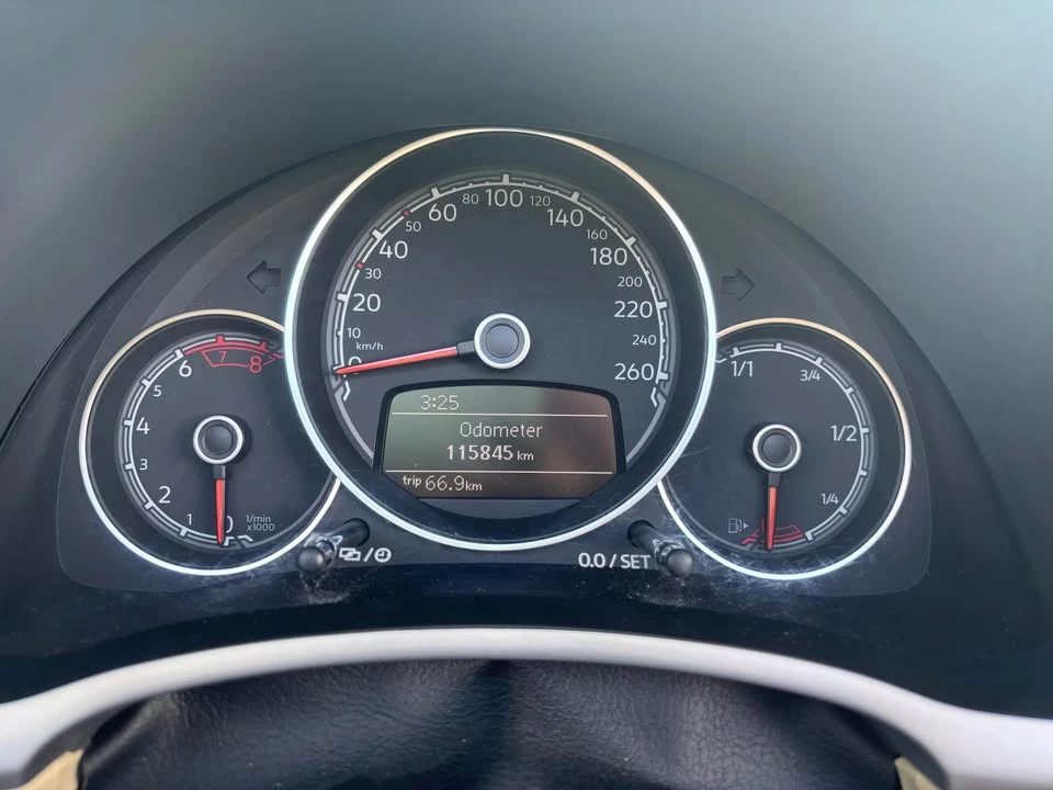 2019 Volkswagen A5 Beetle - Image 10 of 10
