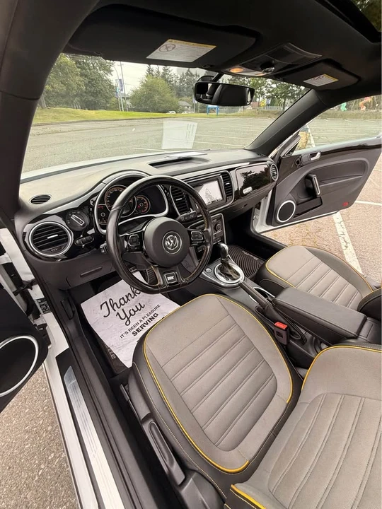 2019 Volkswagen A5 Beetle - Image 8 of 11