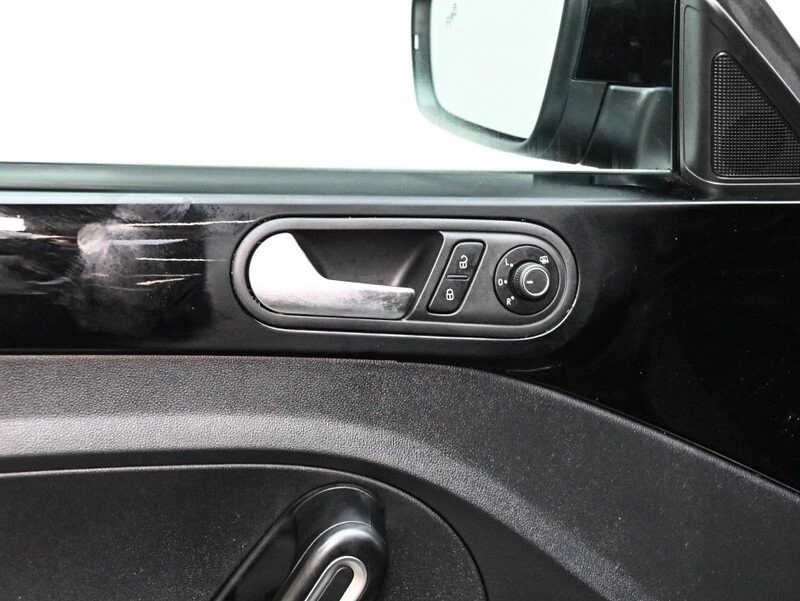 2019 Volkswagen A5 Beetle - Image 11 of 20