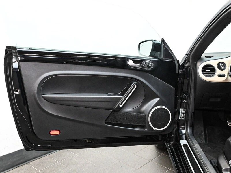 2019 Volkswagen A5 Beetle - Image 9 of 20
