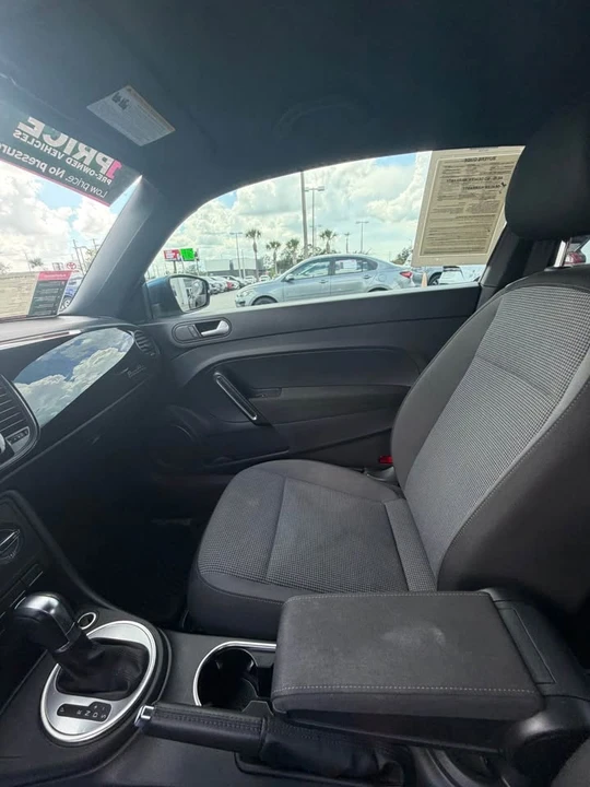 2019 Volkswagen A5 Beetle - Image 8 of 10