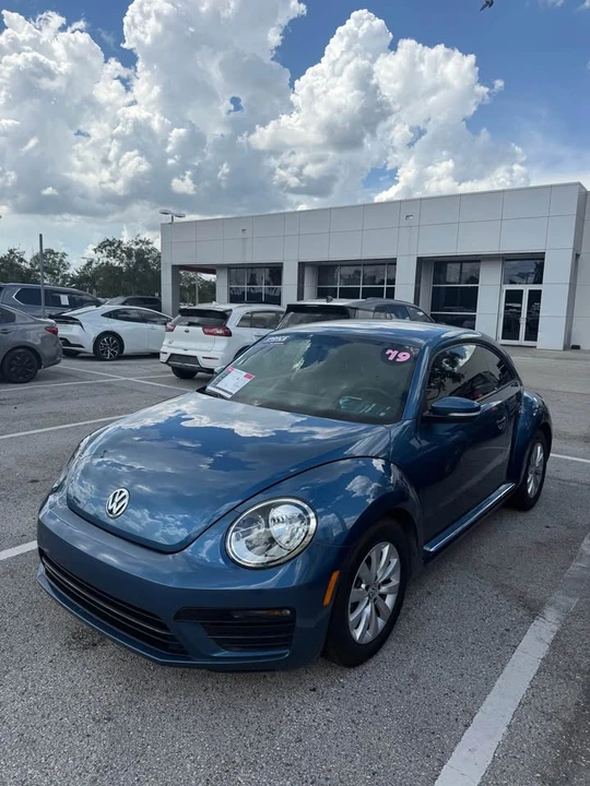 2019 Volkswagen A5 Beetle - Image 2 of 10
