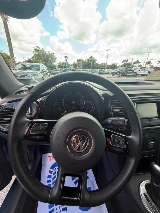 2019 Volkswagen A5 Beetle - Image 6 of 10