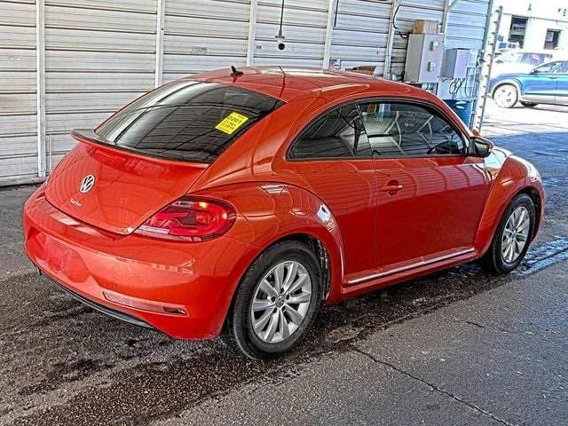 2019 Volkswagen A5 Beetle - Image 2 of 2