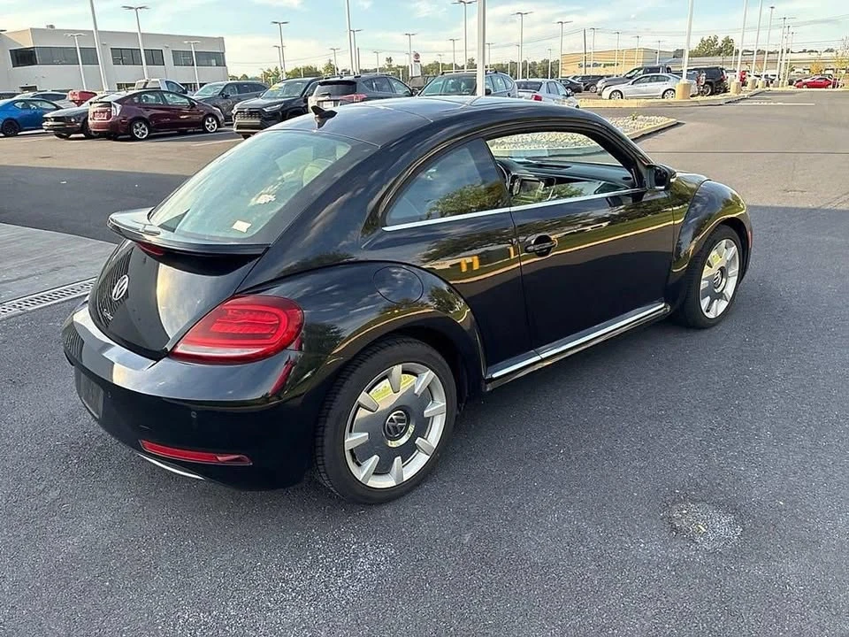 2019 Volkswagen A5 Beetle - Image 8 of 19