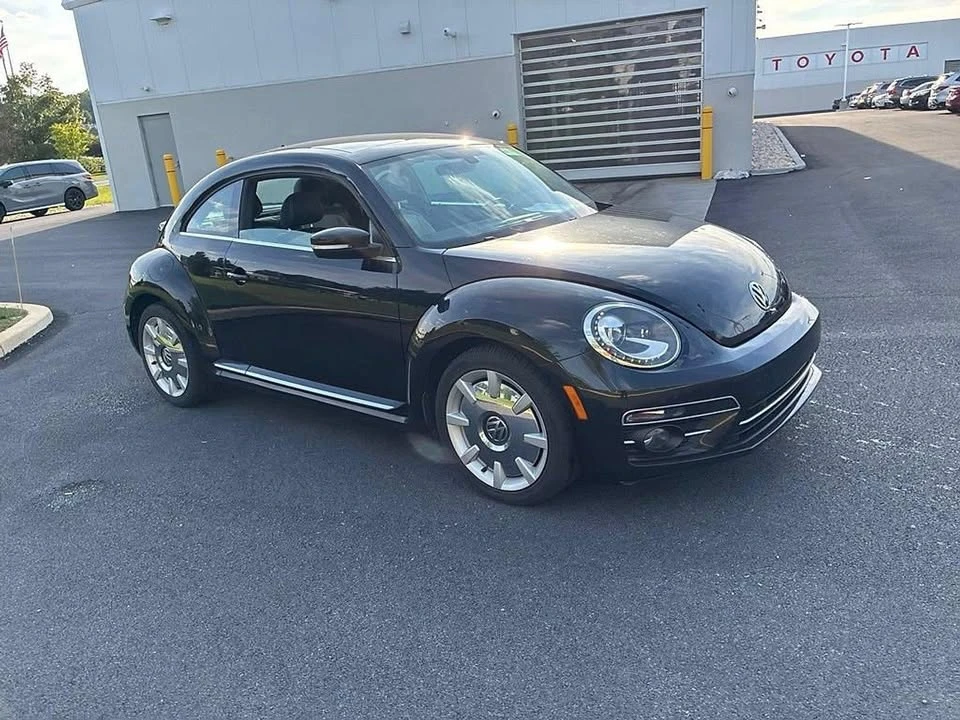 2019 Volkswagen A5 Beetle - Image 2 of 19