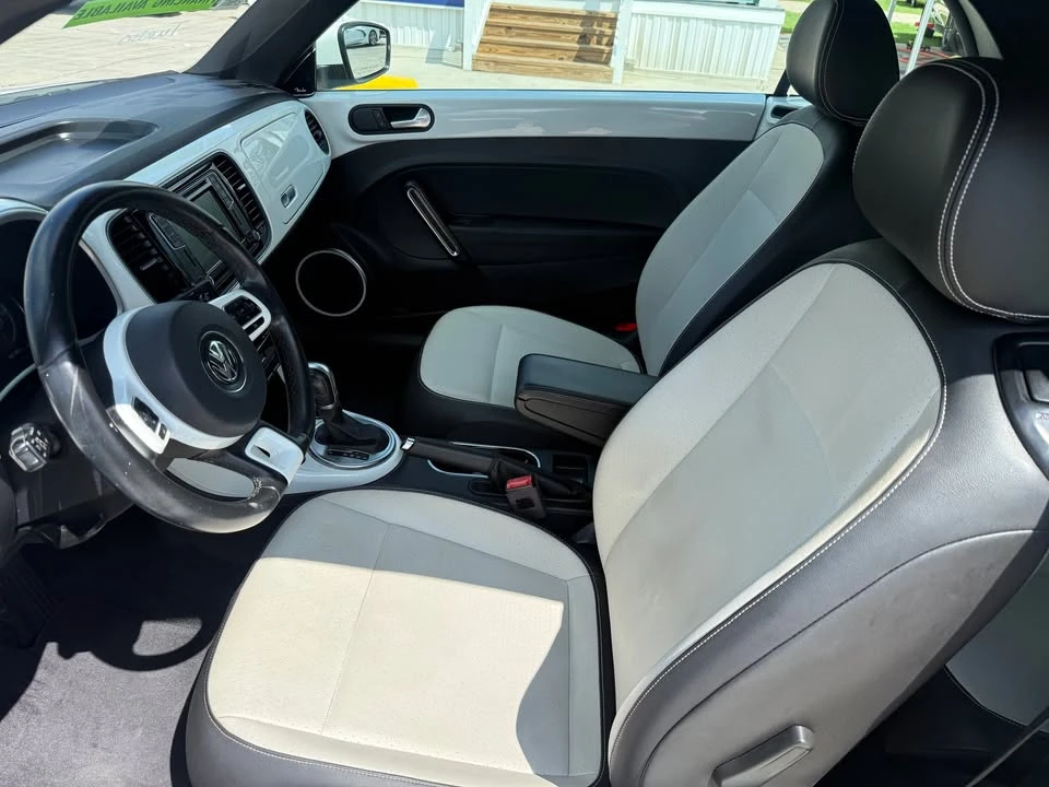 2019 Volkswagen A5 Beetle - Image 6 of 14
