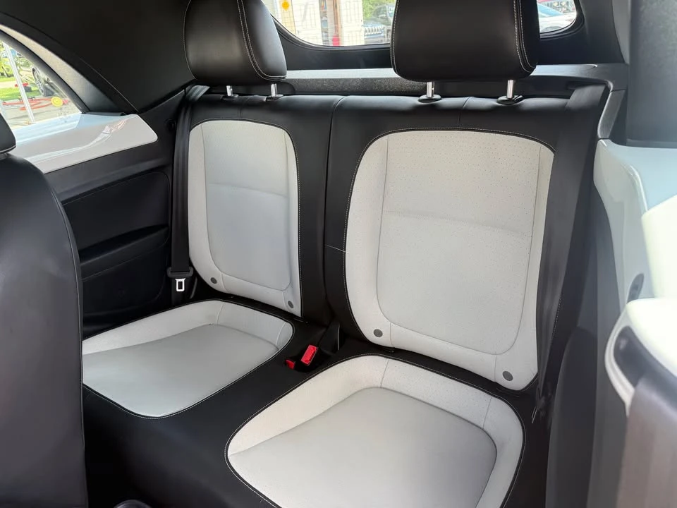 2019 Volkswagen A5 Beetle - Image 8 of 14