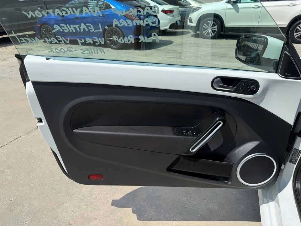 2019 Volkswagen A5 Beetle - Image 5 of 14
