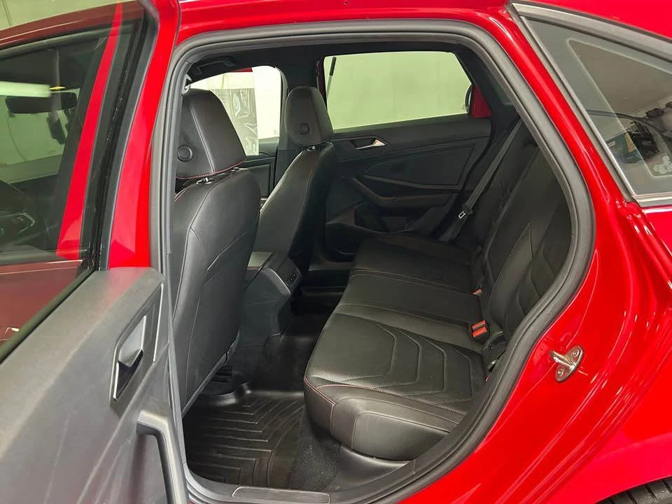 2019 Volkswagen A7 Jetta - Image 14 of 19
