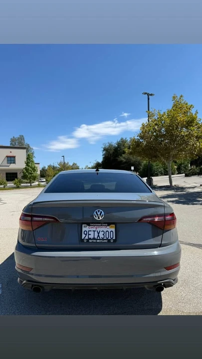 2019 Volkswagen - Image 2 of 10