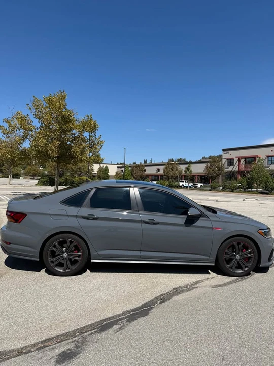 2019 Volkswagen - Image 5 of 10