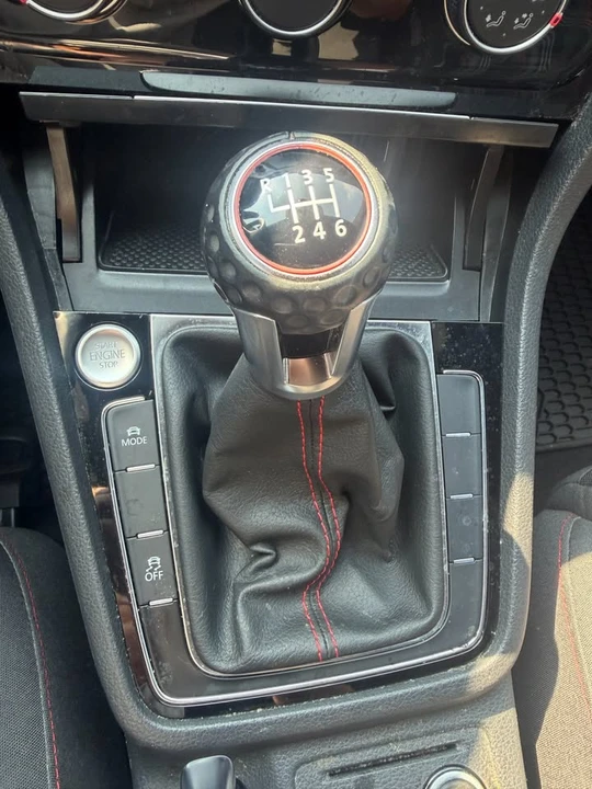 2019 Volkswagen GTI Mk7 - Image 7 of 18